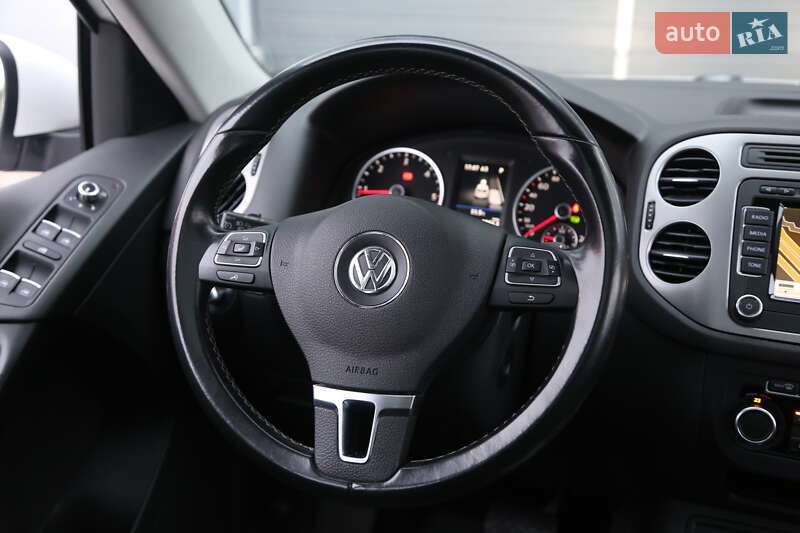 Внедорожник / Кроссовер Volkswagen Tiguan 2015 в Киеве фото 14 Внедорожник / Кроссовер Volkswagen Tiguan 2015 в Киеве