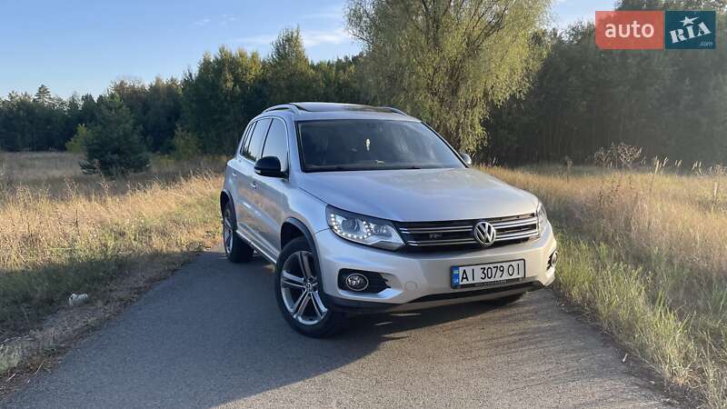 Позашляховик / Кросовер Volkswagen Tiguan 2017 в Києві