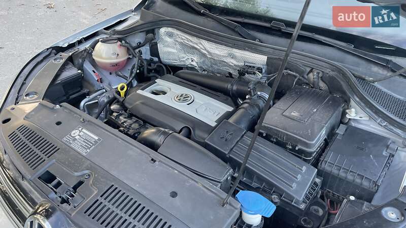 Позашляховик / Кросовер Volkswagen Tiguan 2017 в Києві