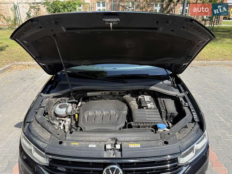 Позашляховик / Кросовер Volkswagen Tiguan 2021 в Івано-Франківську