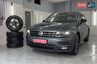 Внедорожник / Кроссовер Volkswagen Tiguan 2021 в Сваляве