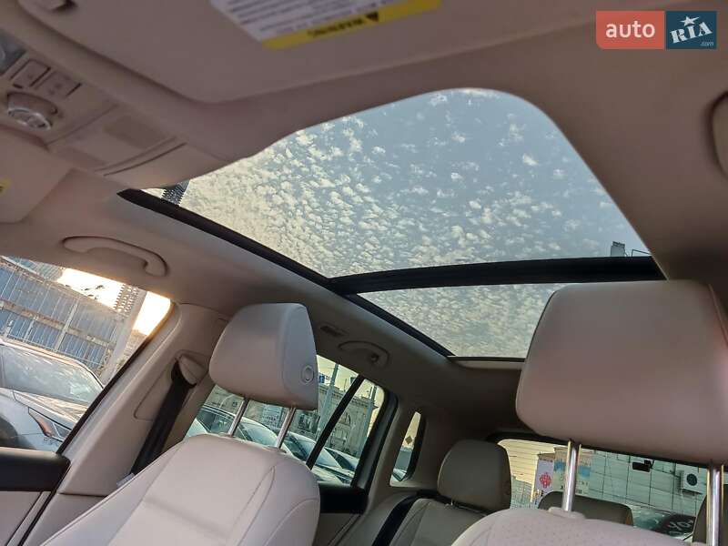 Внедорожник / Кроссовер Volkswagen Tiguan 2012 в Харькове