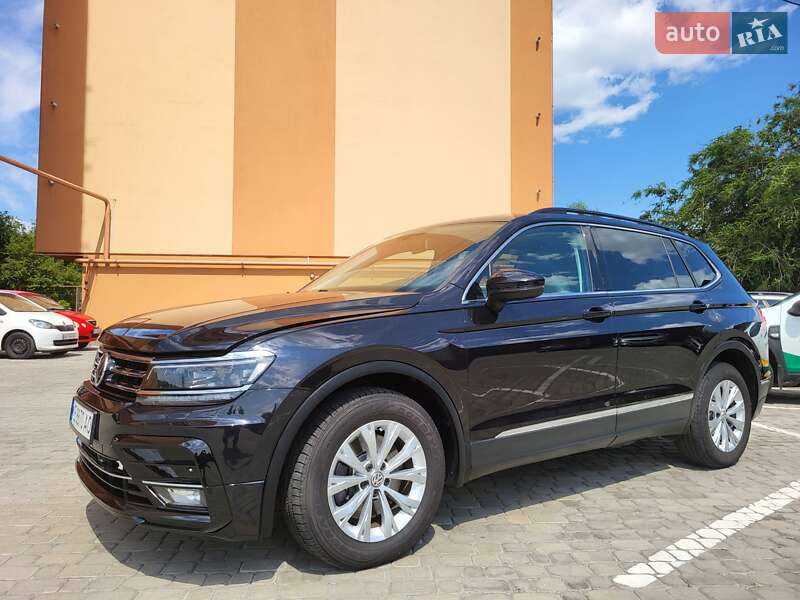 Внедорожник / Кроссовер Volkswagen Tiguan 2018 в Днепре