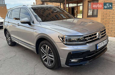 Внедорожник / Кроссовер Volkswagen Tiguan 2019 в Харькове