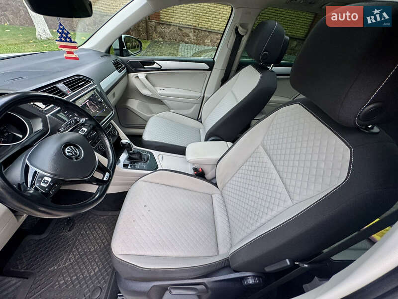 Позашляховик / Кросовер Volkswagen Tiguan 2017 в Рівному фото 25 Позашляховик / Кросовер Volkswagen Tiguan 2017 в Рівному
