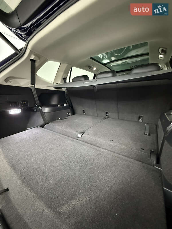 Внедорожник / Кроссовер Volkswagen Tiguan 2022 в Одессе