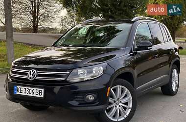 Внедорожник / Кроссовер Volkswagen Tiguan 2011 в Днепре