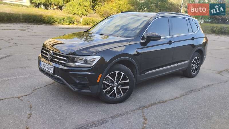Внедорожник / Кроссовер Volkswagen Tiguan 2020 в Харькове