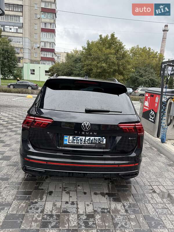 Внедорожник / Кроссовер Volkswagen Tiguan 2023 в Хмельницком