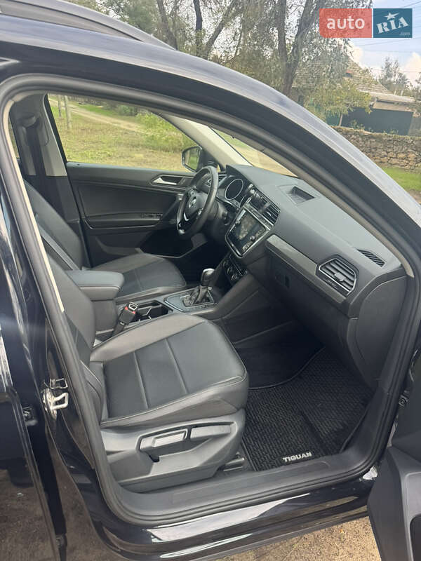 Внедорожник / Кроссовер Volkswagen Tiguan 2020 в Одессе