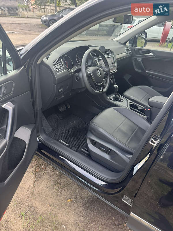 Внедорожник / Кроссовер Volkswagen Tiguan 2020 в Одессе