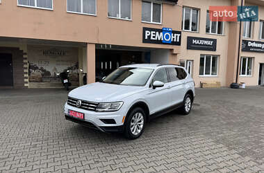 Внедорожник / Кроссовер Volkswagen Tiguan 2018 в Луцке