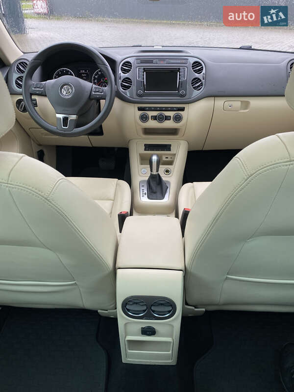 Позашляховик / Кросовер Volkswagen Tiguan 2017 в Львові