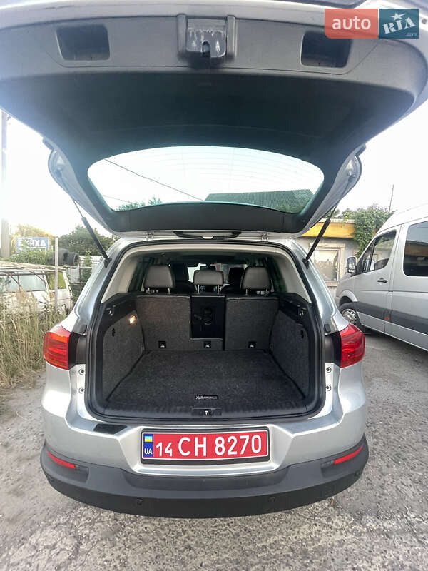 Внедорожник / Кроссовер Volkswagen Tiguan 2016 в Ивано-Франковске