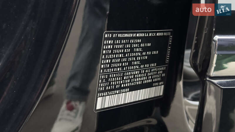 Внедорожник / Кроссовер Volkswagen Tiguan 2023 в Умани фото 42 Внедорожник / Кроссовер Volkswagen Tiguan 2023 в Умани