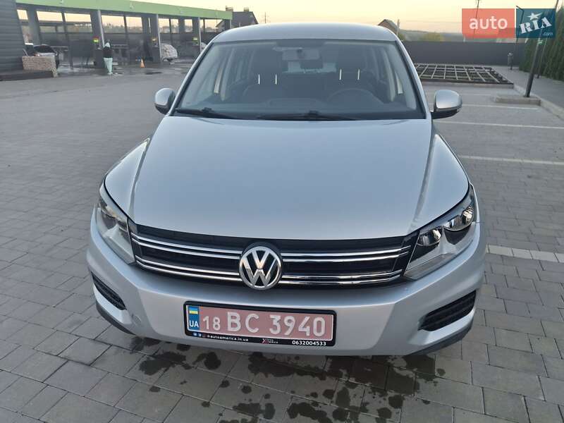 Позашляховик / Кросовер Volkswagen Tiguan 2011 в Кам'янець-Подільському