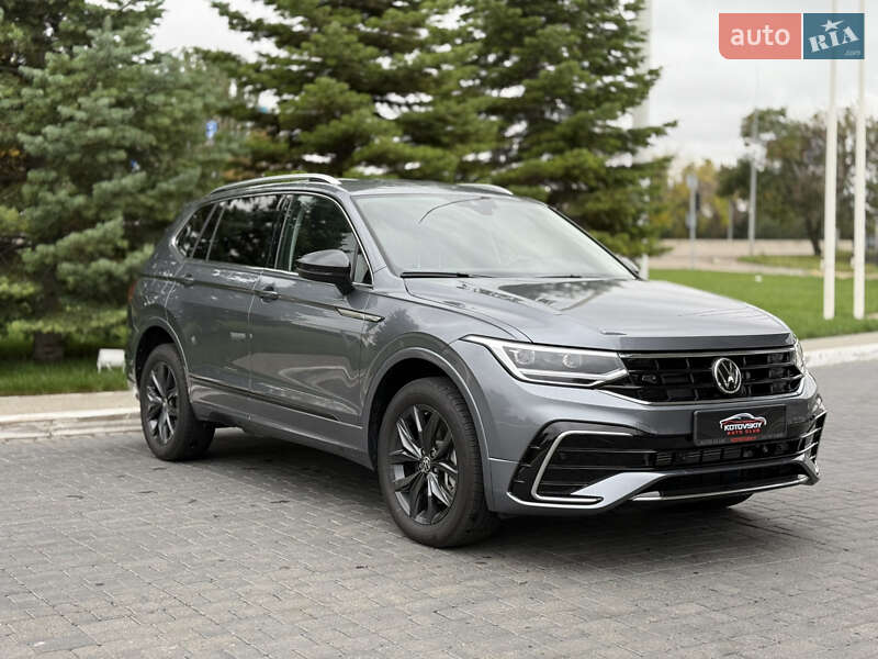 Внедорожник / Кроссовер Volkswagen Tiguan 2024 в Одессе