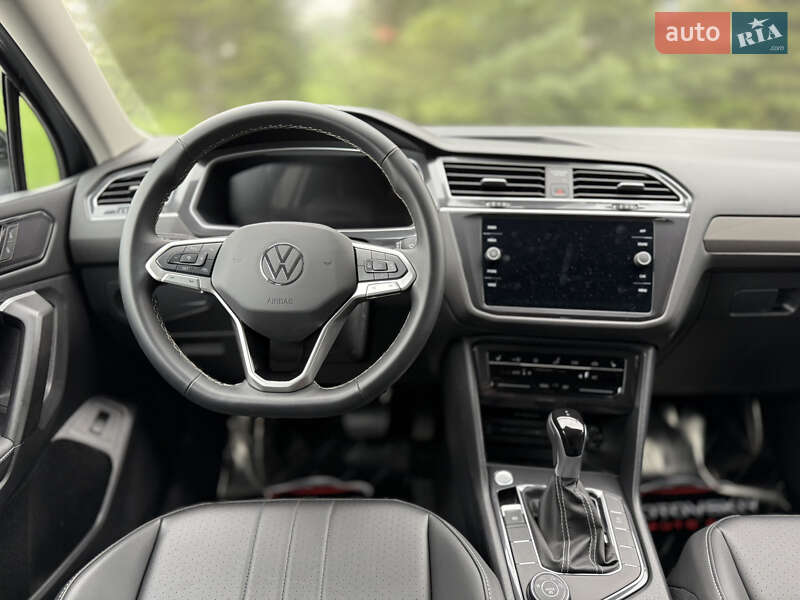 Внедорожник / Кроссовер Volkswagen Tiguan 2024 в Одессе