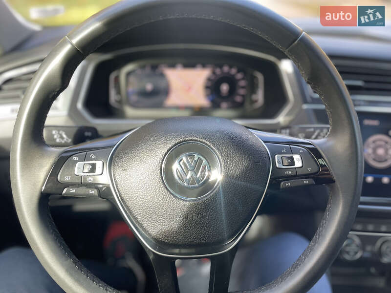 Внедорожник / Кроссовер Volkswagen Tiguan 2020 в Львове