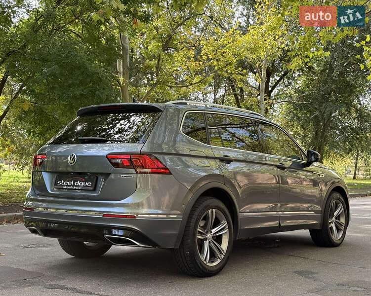 Внедорожник / Кроссовер Volkswagen Tiguan 2018 в Николаеве