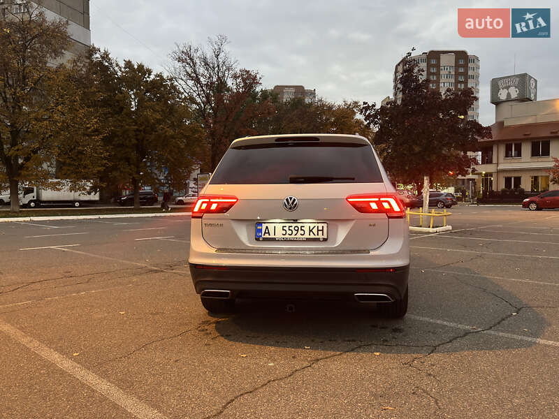Позашляховик / Кросовер Volkswagen Tiguan 2018 в Броварах фото 4 Позашляховик / Кросовер Volkswagen Tiguan 2018 в Броварах