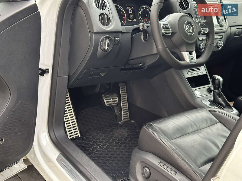 Внедорожник / Кроссовер Volkswagen Tiguan 2015 в Ивано-Франковске