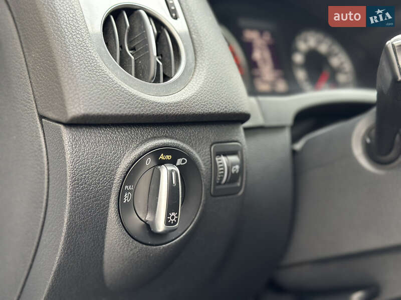 Внедорожник / Кроссовер Volkswagen Tiguan 2015 в Ивано-Франковске