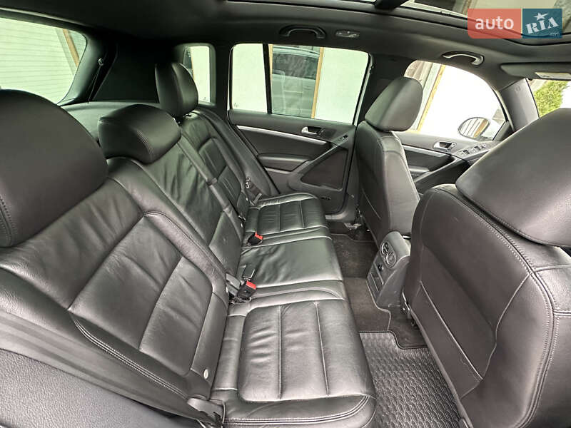 Внедорожник / Кроссовер Volkswagen Tiguan 2015 в Ивано-Франковске