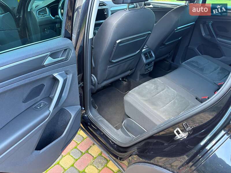 Позашляховик / Кросовер Volkswagen Tiguan 2018 в Черкасах фото 28 Позашляховик / Кросовер Volkswagen Tiguan 2018 в Черкасах