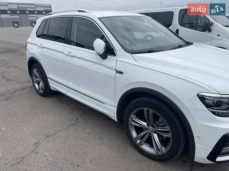 Внедорожник / Кроссовер Volkswagen Tiguan 2020 в Киеве