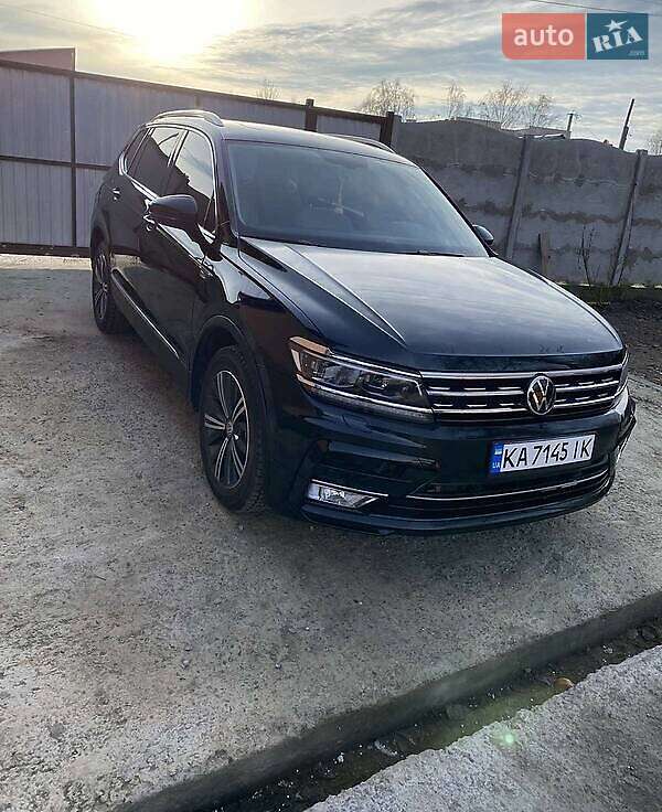 Позашляховик / Кросовер Volkswagen Tiguan 2019 в Києві фото 2 Позашляховик / Кросовер Volkswagen Tiguan 2019 в Києві