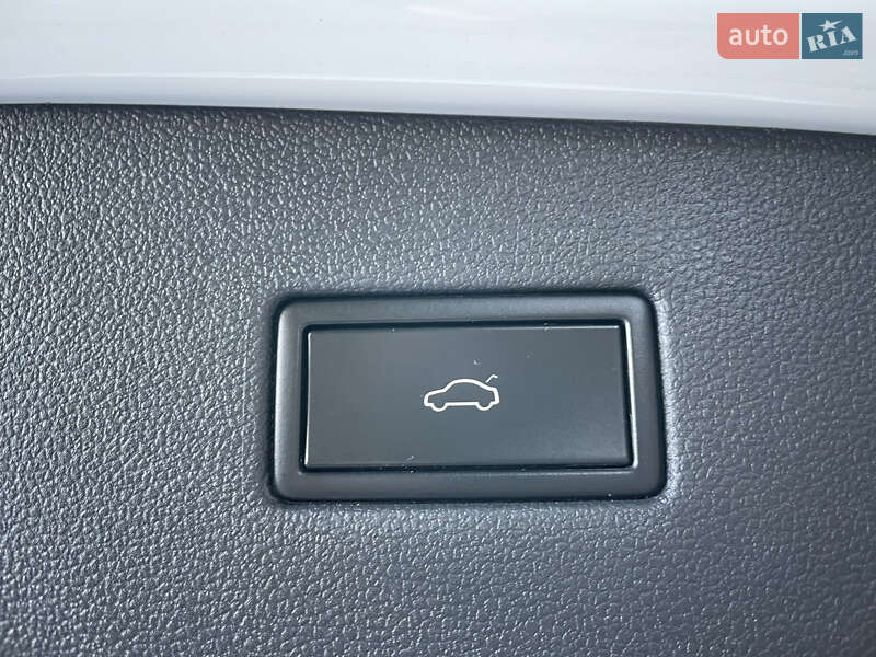 Позашляховик / Кросовер Volkswagen Tiguan 2020 в Дніпрі