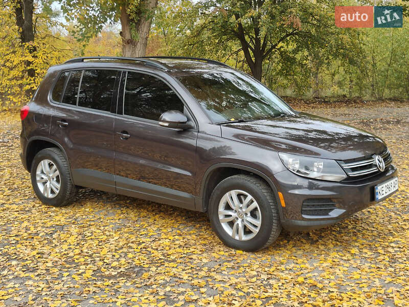 Внедорожник / Кроссовер Volkswagen Tiguan 2016 в Кривом Роге
