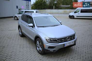 Внедорожник / Кроссовер Volkswagen Tiguan 2019 в Черновцах