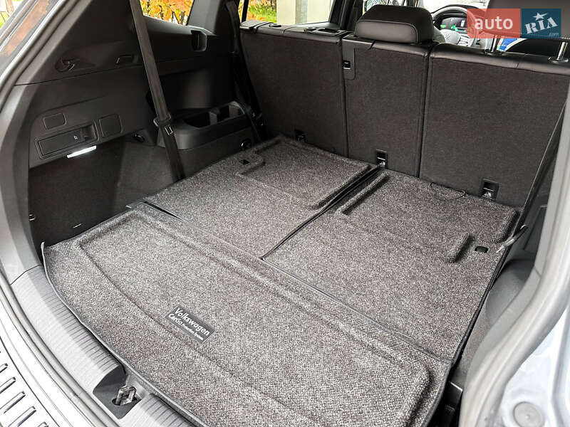 Внедорожник / Кроссовер Volkswagen Tiguan 2024 в Киеве