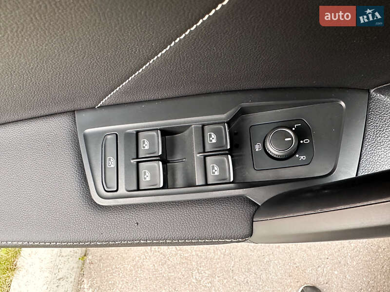 Внедорожник / Кроссовер Volkswagen Tiguan 2024 в Киеве