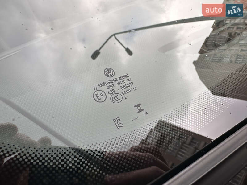 Внедорожник / Кроссовер Volkswagen Tiguan 2024 в Киеве