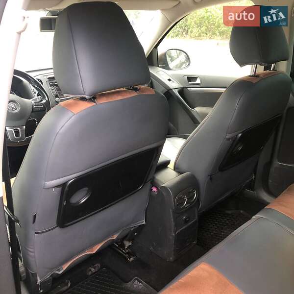 Внедорожник / Кроссовер Volkswagen Tiguan 2012 в Запорожье