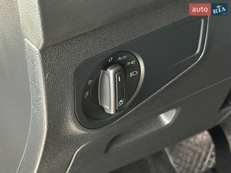 Внедорожник / Кроссовер Volkswagen Tiguan 2021 в Одессе