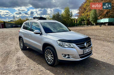 Позашляховик / Кросовер Volkswagen Tiguan 2009 в Нововолинську