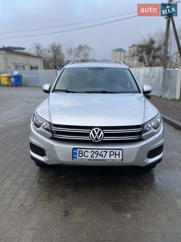 Внедорожник / Кроссовер Volkswagen Tiguan 2016 в Львове