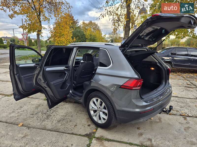 Позашляховик / Кросовер Volkswagen Tiguan 2019 в Стрию