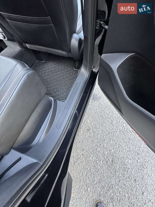 Внедорожник / Кроссовер Volkswagen Tiguan 2021 в Днепре