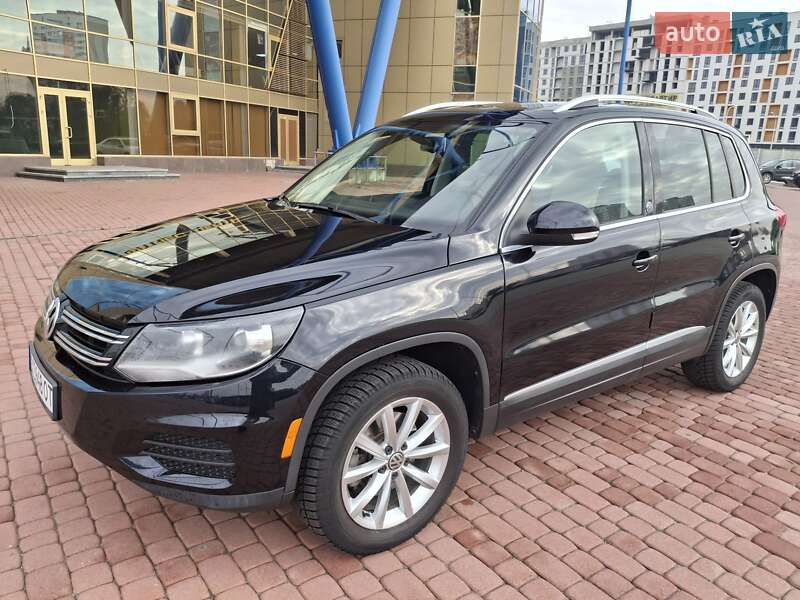 Внедорожник / Кроссовер Volkswagen Tiguan 2017 в Харькове