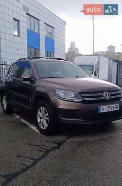 Внедорожник / Кроссовер Volkswagen Tiguan 2012 в Киеве