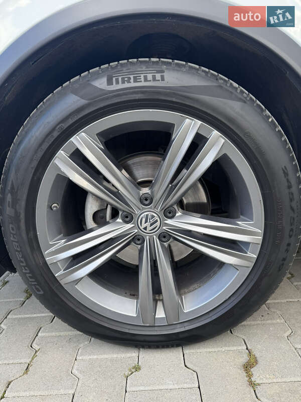 Внедорожник / Кроссовер Volkswagen Tiguan 2017 в Черновцах фото 6 Внедорожник / Кроссовер Volkswagen Tiguan 2017 в Черновцах