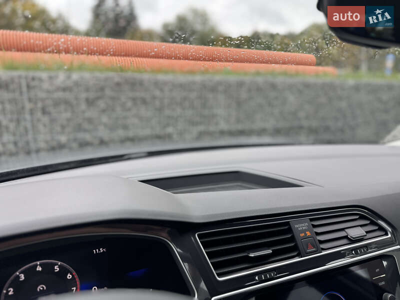 Позашляховик / Кросовер Volkswagen Tiguan 2024 в Львові