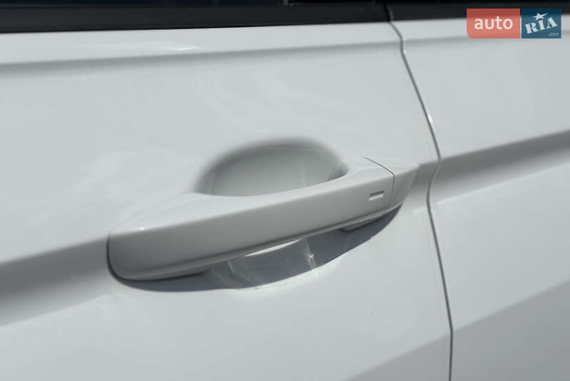 Внедорожник / Кроссовер Volkswagen Tiguan 2019 в Львове фото 13 Внедорожник / Кроссовер Volkswagen Tiguan 2019 в Львове