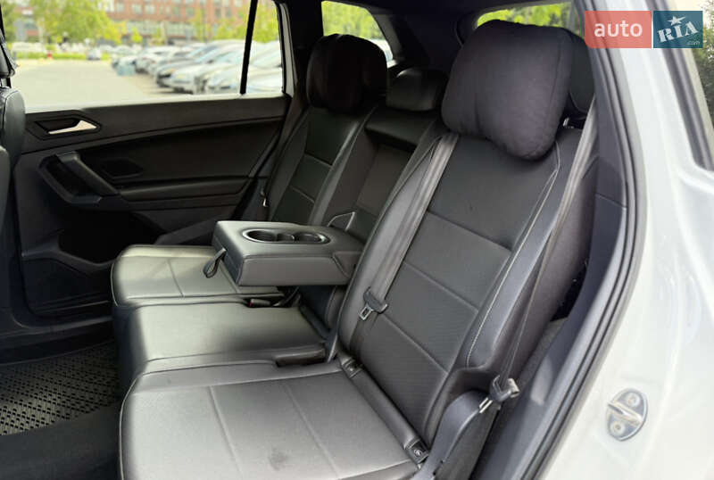 Внедорожник / Кроссовер Volkswagen Tiguan 2019 в Львове фото 49 Внедорожник / Кроссовер Volkswagen Tiguan 2019 в Львове