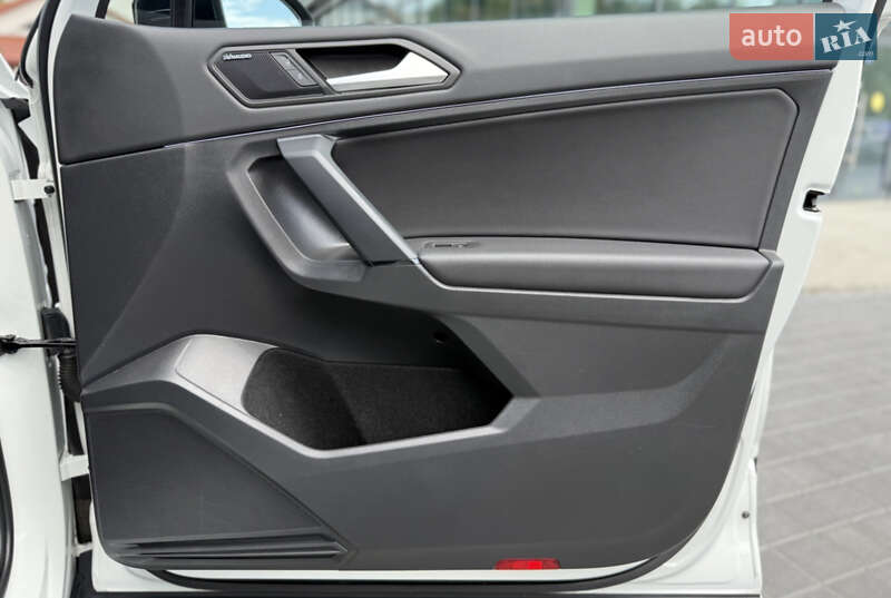 Внедорожник / Кроссовер Volkswagen Tiguan 2019 в Львове фото 55 Внедорожник / Кроссовер Volkswagen Tiguan 2019 в Львове